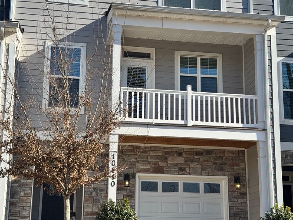 1st image of 10410 Glenmere Creek Cir
