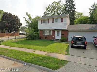 4911 Moore St, Wayne, MI, 48184