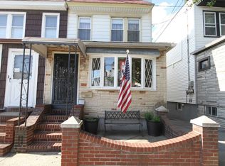 60-13 59th Dr, Maspeth, NY 11378
