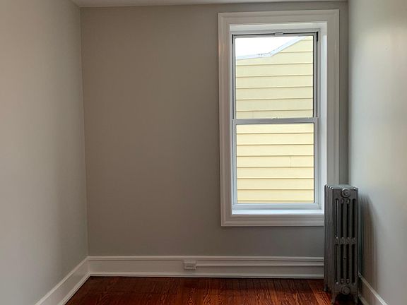 2nd image of 7559 Metropolitan Ave APT 3R