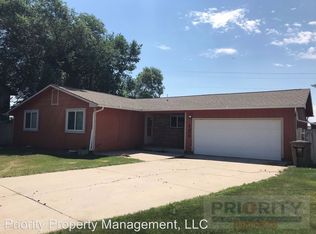 3309 Watsabaugh Dr, Gillette, WY 82718