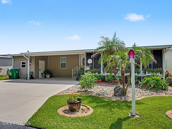 2nd image of 352 Scenic Dr #254