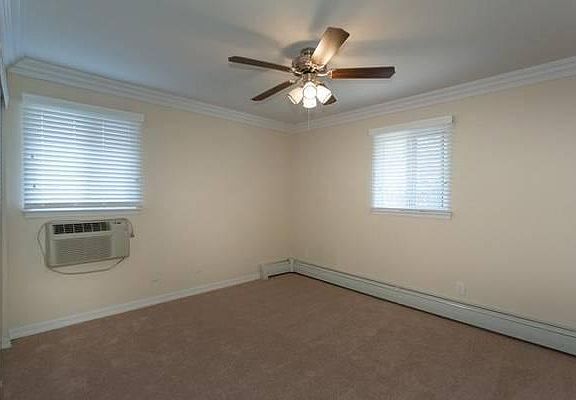 4th image of 446 Lincoln Blvd