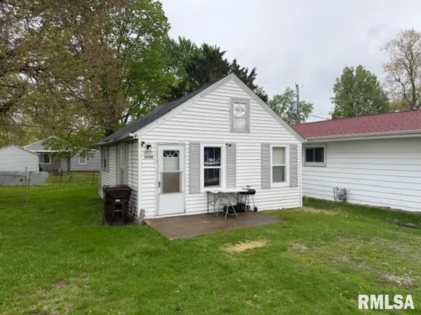 3336 N Sterling Ave, Peoria, IL 61604