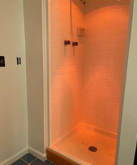 Lower level shower