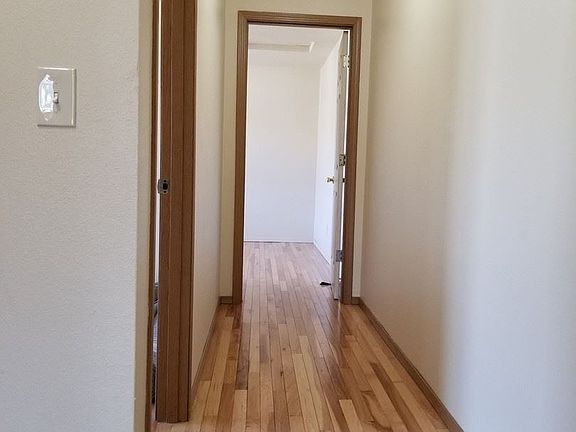4th image of 929 S School St APT A