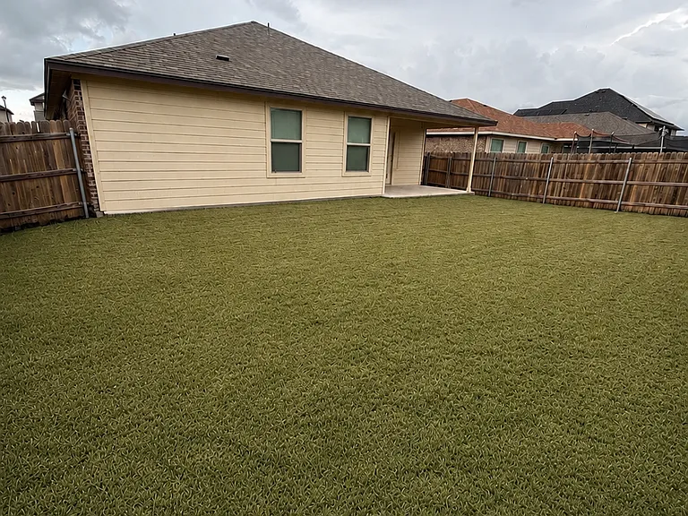 8915 Hidden Oaks Dr — Photo 23