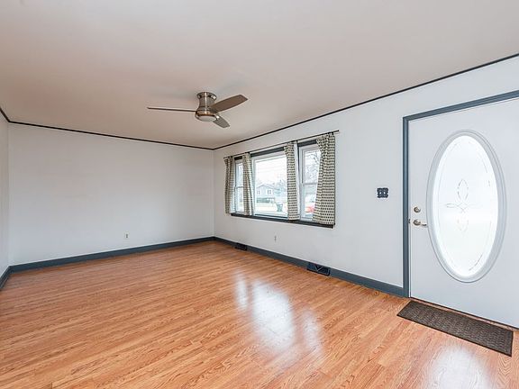 4th image of 1816 Hazelwood Dr