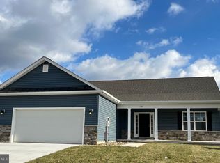 135 Asa Ct, Martinsburg, WV 25405