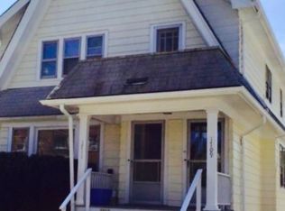 1709 E Newton Ave, Shorewood, WI 53211