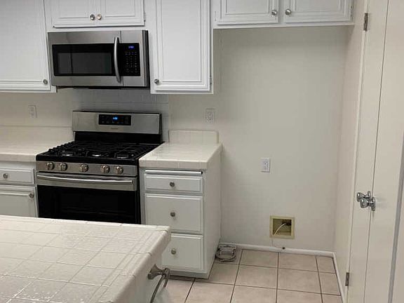 4th image of 1173 Via Montoya