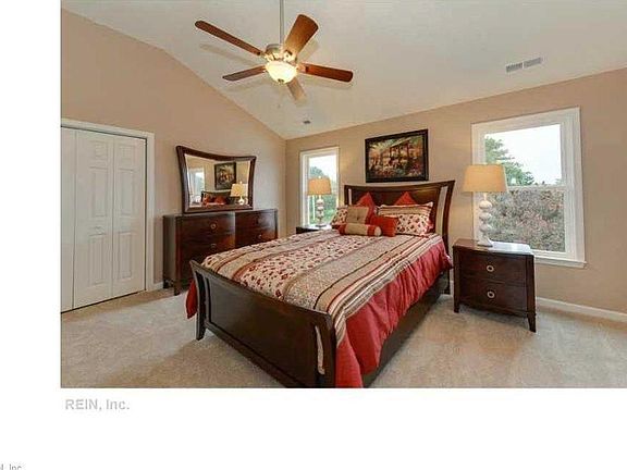 5th image of 704 Miss Coral Ln