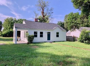 1301 Skyview Rd, Charlotte, NC 28208