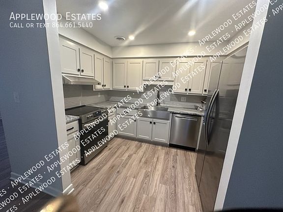 5th image of 221 Woodburn Club Ln #1