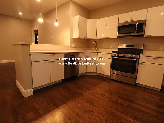 2nd image of 167 Hampshire St #8A