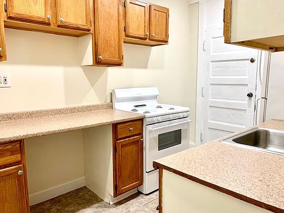 5th image of 2541 W Sunnyside Ave #1