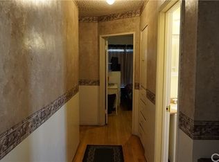 10363 Omelveny Ave, Pacoima, CA 91331