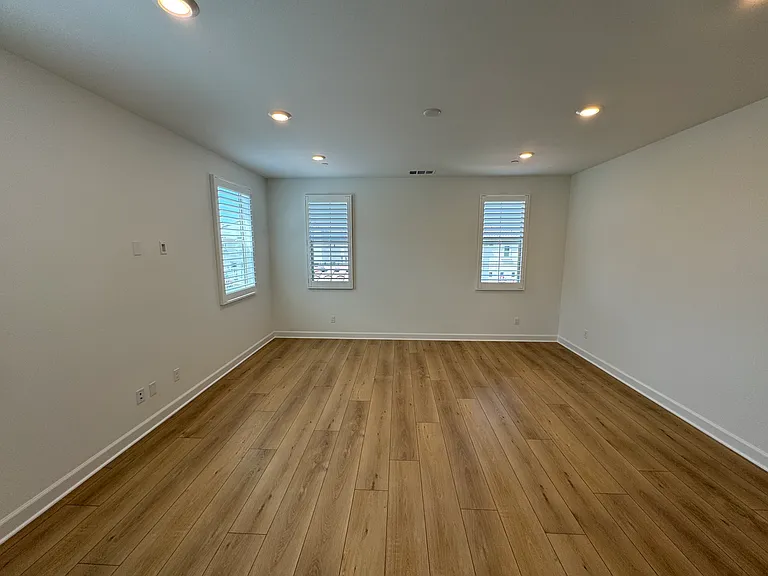 1533 Painted Cave Ave — Photo 16