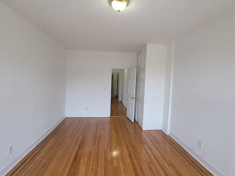 1425 University Ave #F6 — Photo 18
