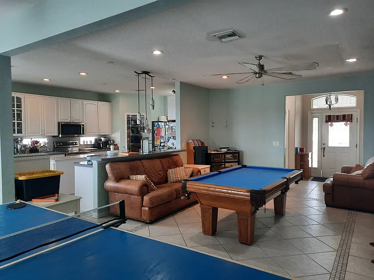 5048 Maplewood Dr #1 — Photo 21