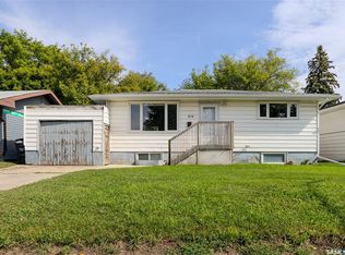 614 Q AVENUE N, Saskatoon, SK S7L 2Y3