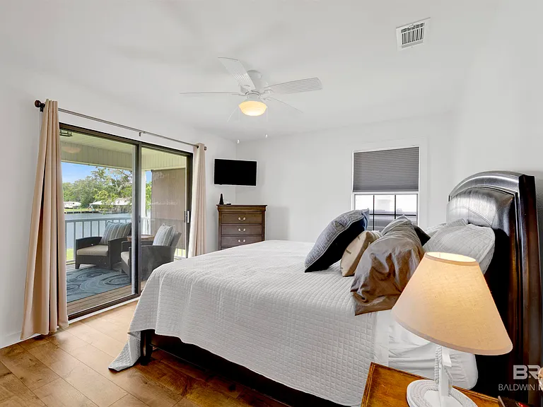 15851 Keeney Dr — Photo 17