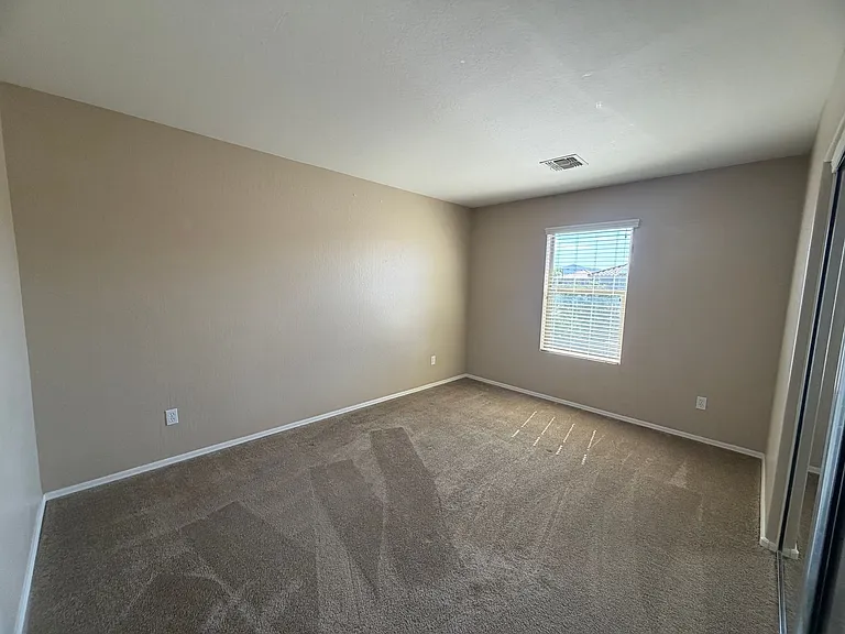 15905 N 169th Dr — Photo 11