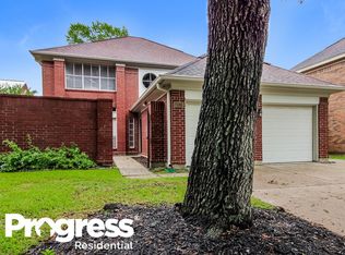 14111 Swallowfield Dr, Houston, TX 77077