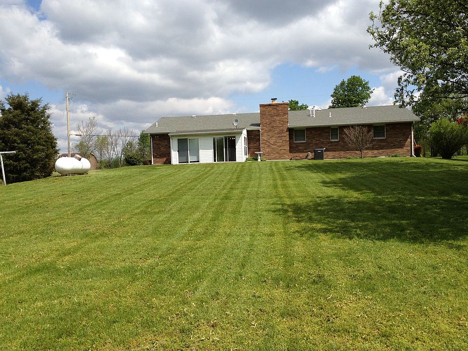 2nd image of 2181 Ernestine Dr