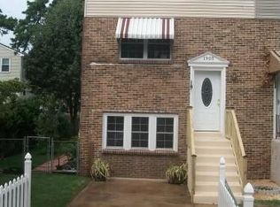 1905 Egg Harbor Rd, Lindenwold, NJ 08021