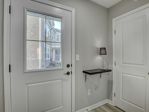 3rd image of 2513 Bella Rdg