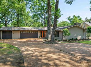 5420 Walnut Grove Rd, Memphis, TN 38120