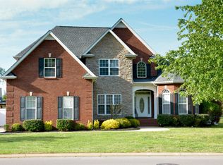 421 Savannah Ridge Dr, Murfreesboro, TN 37127