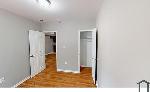 4th image of 541 Newcomb St SE #2