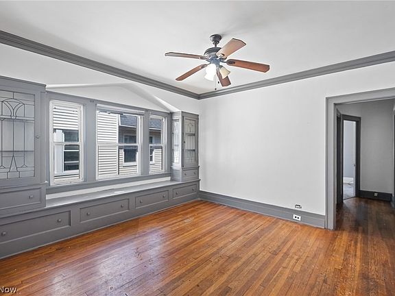 4th image of 3417 Beechwood Ave