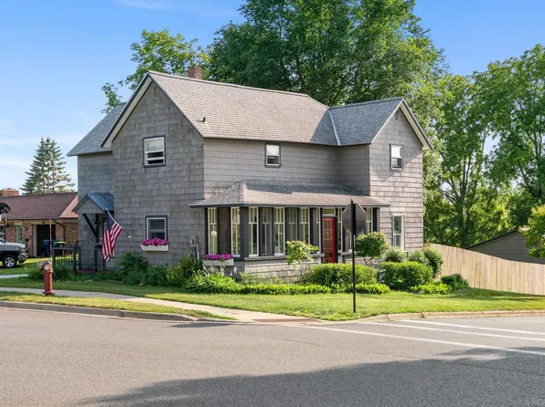 1202 Howard St, Petoskey, MI 49770