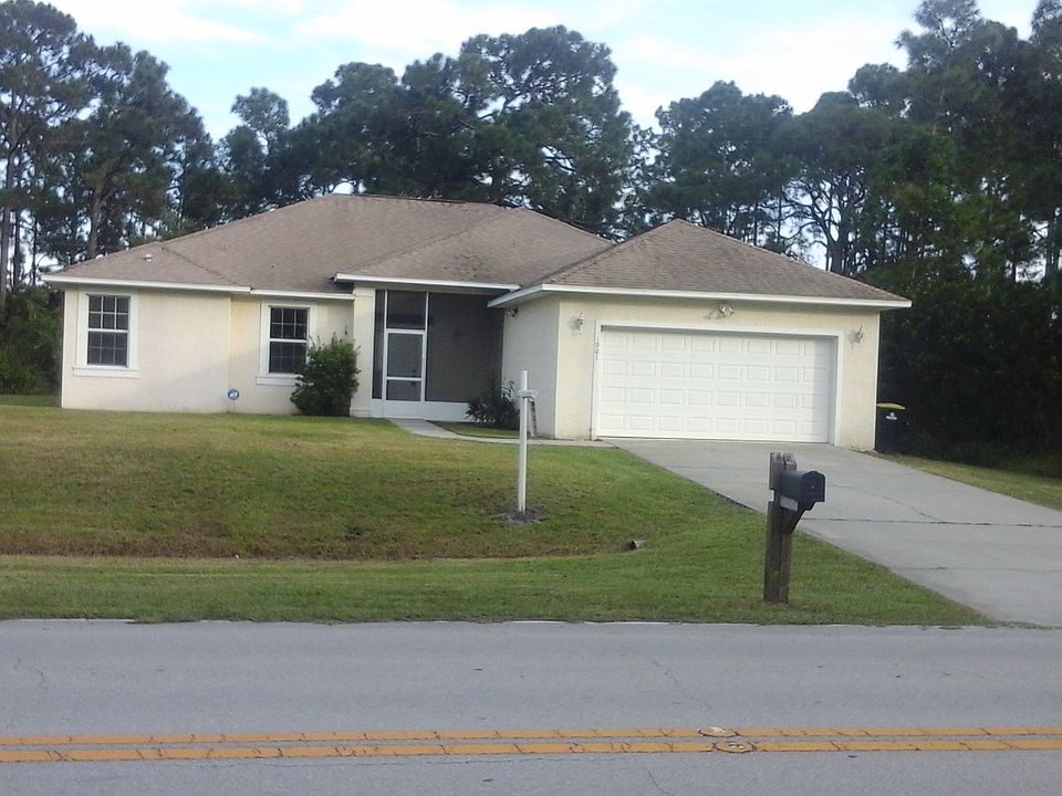 1st image of 1901 San Filippo Dr SE