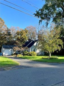 25 Robindale Drive, Berlin, CT, 06037