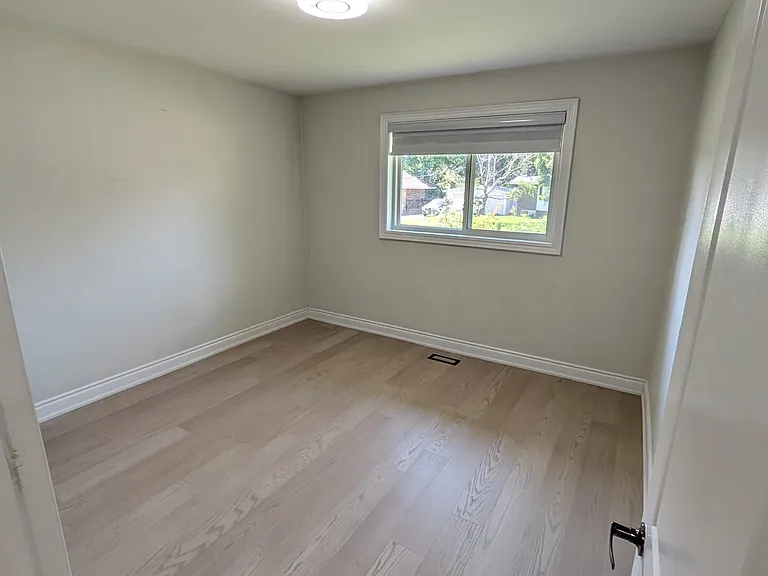 372 Highside Dr — Photo 14