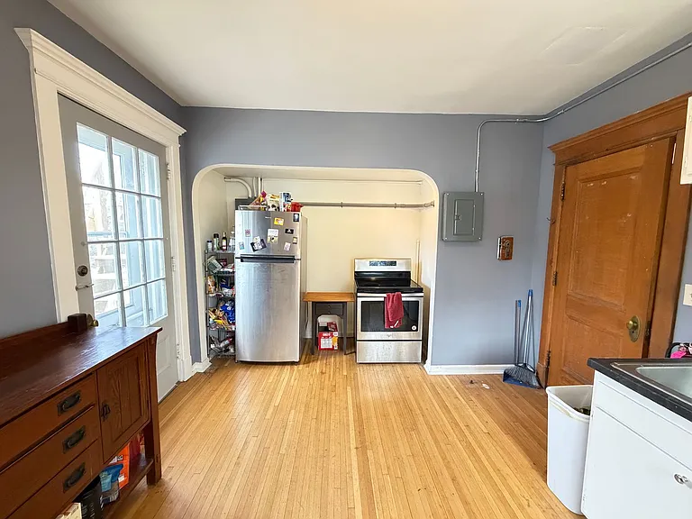 2307 E Superior St #2 — Photo 27