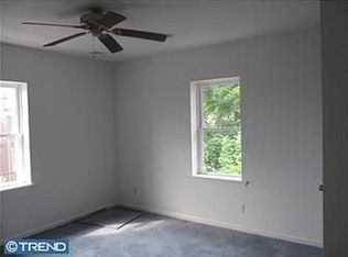 1132 S 46th St #1, Philadelphia, PA 19143