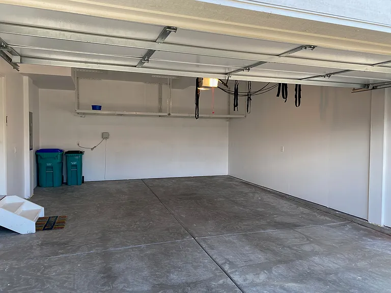 2102 Lager St — Photo 23