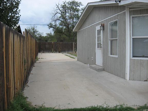 4th image of 1985 De Baca South Cir SW
