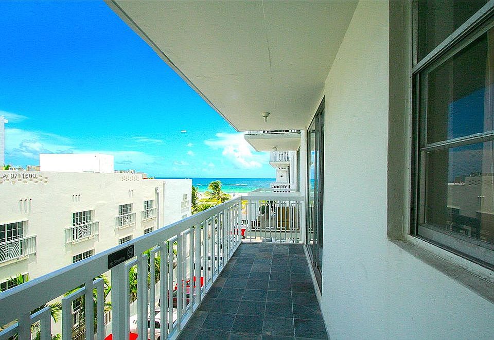 1st image of 401 Ocean Dr APT 525
