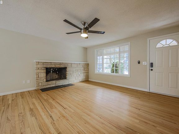 4th image of 5225 SE Wood Ct