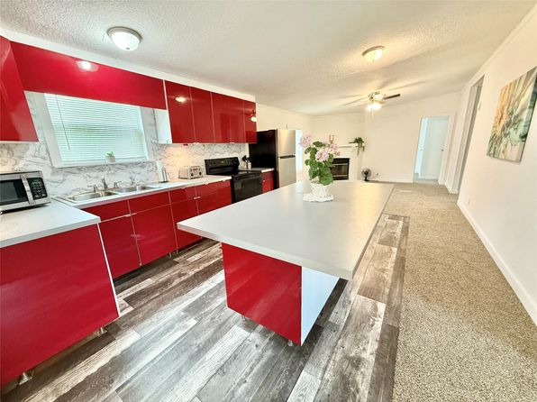 237 Linda Ln