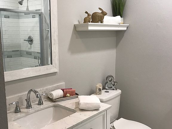4th image of 104 Sooner Dr