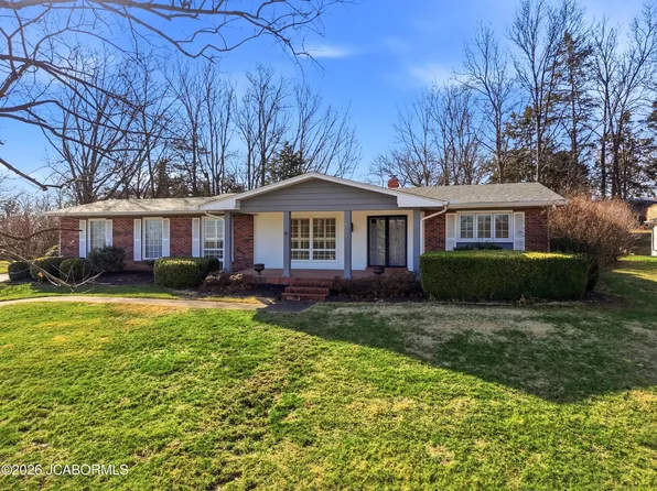 2715 W Schellridge Rd, Jefferson City, MO 65109