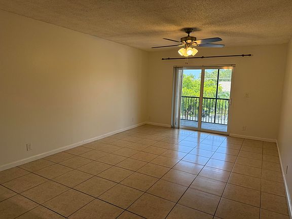 4th image of 255 S Cypress Rd APT 339