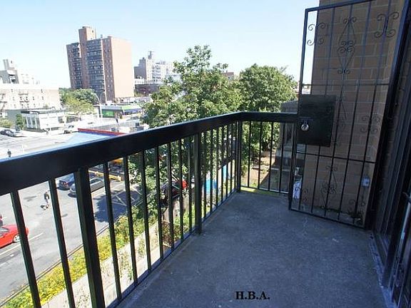 4th image of 14463 37th Ave APT 4C